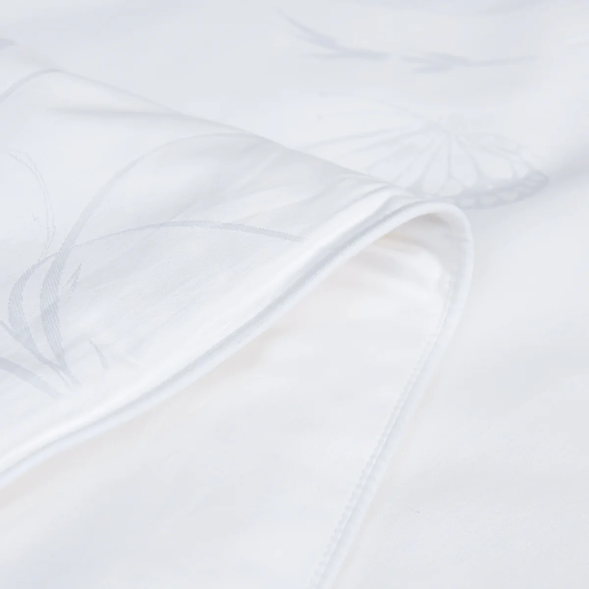 Artisan Mulberry Silk All Season Duvet Insert - Image 12