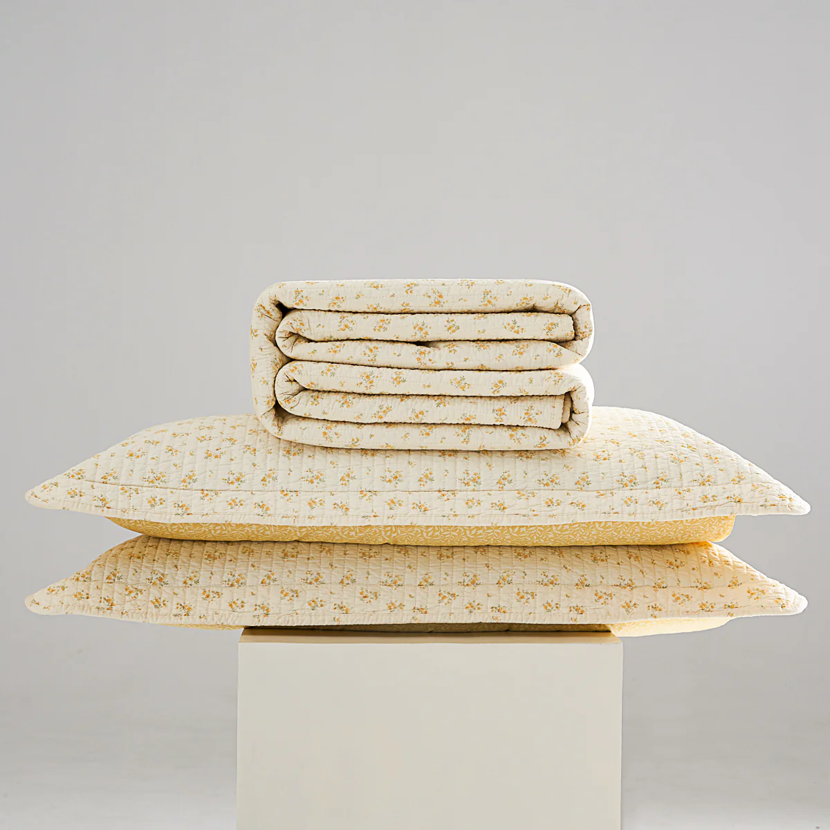 Belle Floral Cotton Quilt Set - Image 4