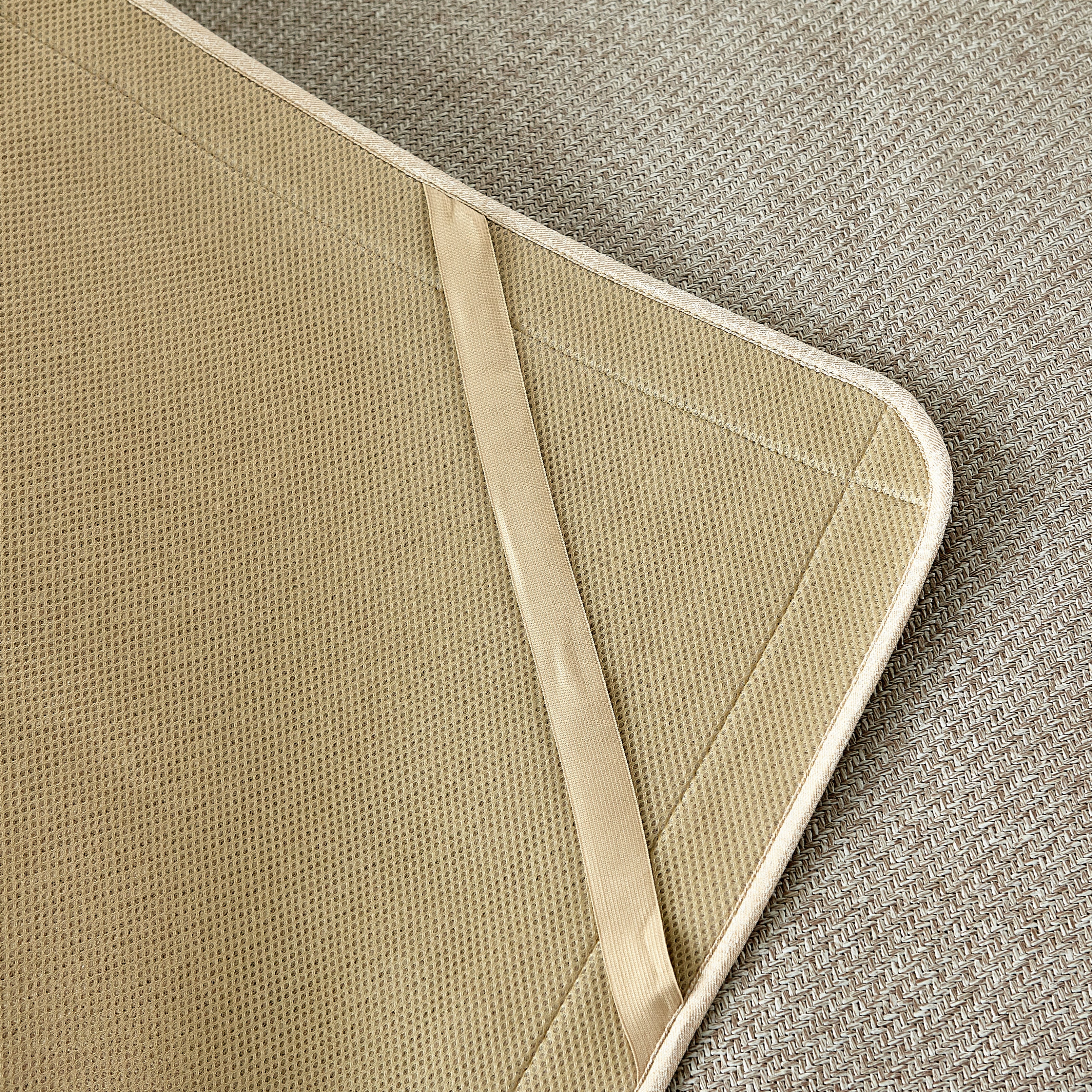 Cool Wave Rattan Summer Mattress Topper Set - Image 7