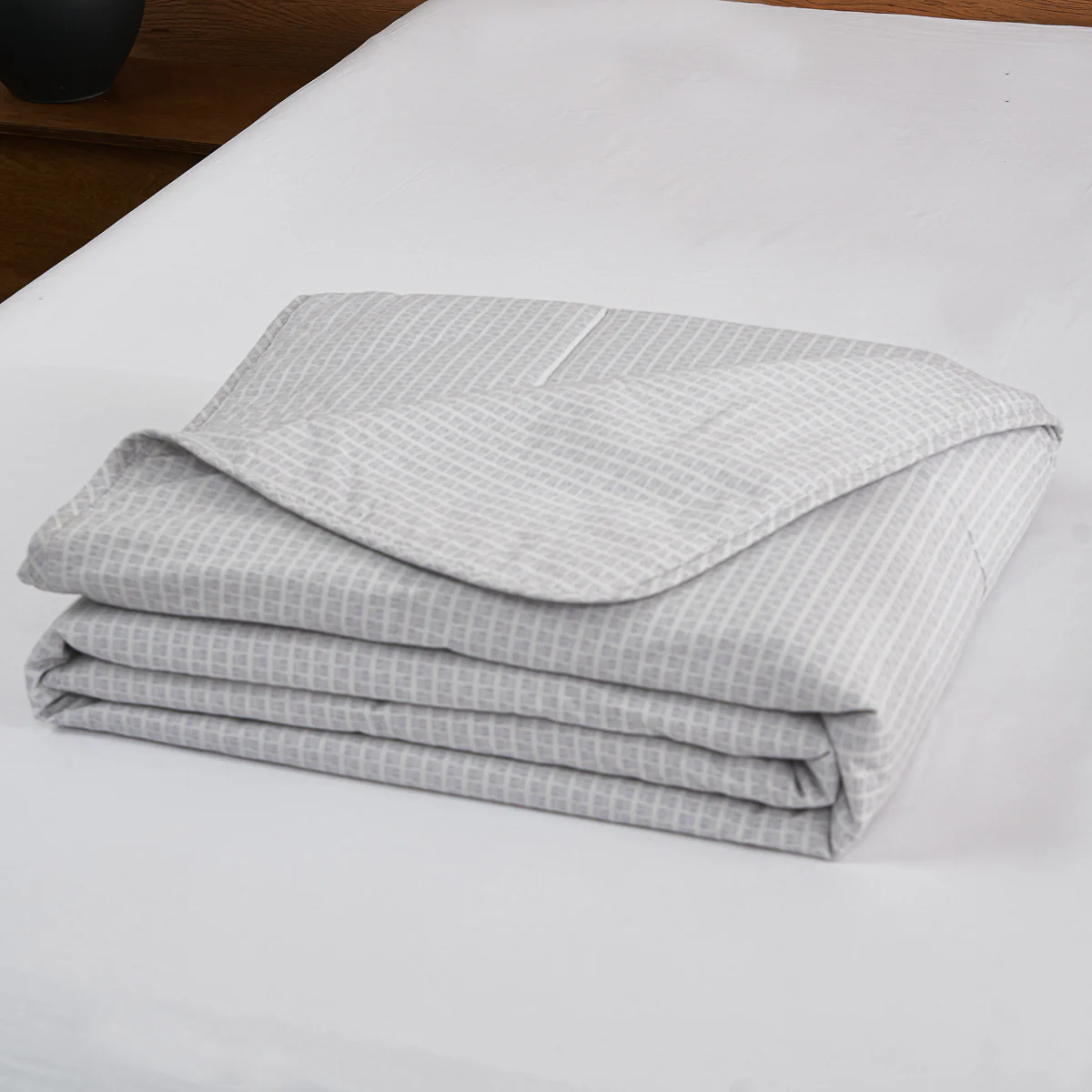 Eta  Mist White  Cotton Light Comforter - Image 11