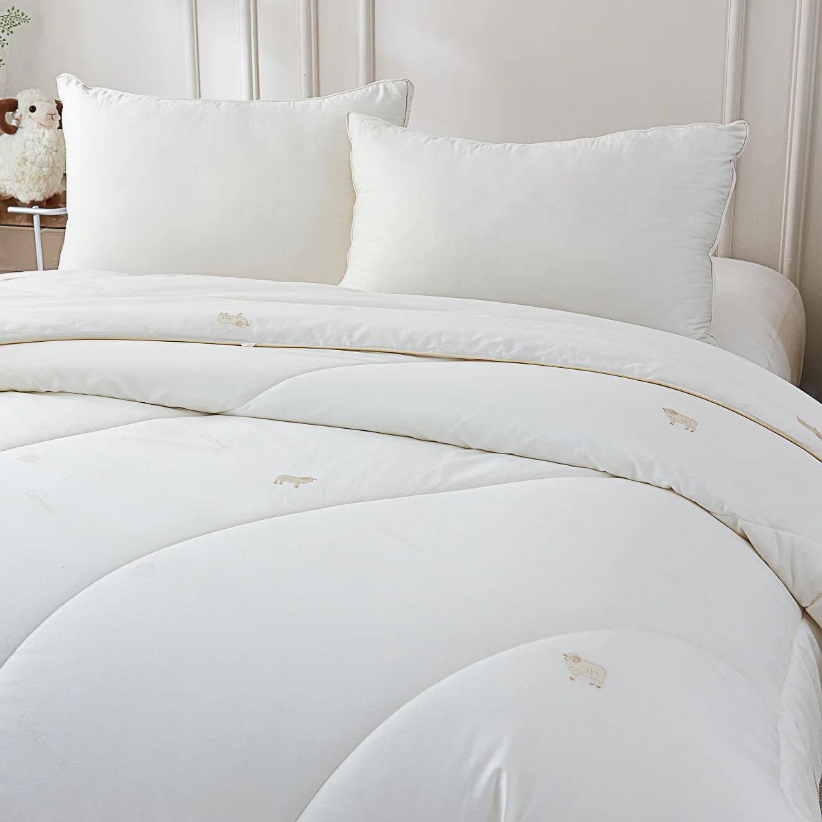 Fine Sheep Wool All Season Duvet Insert - Image 6