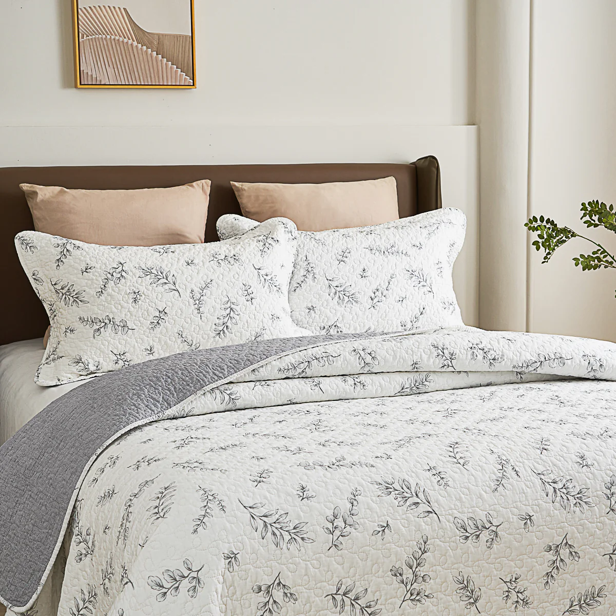 Joanny Floral Cotton Quilt Set - Image 5