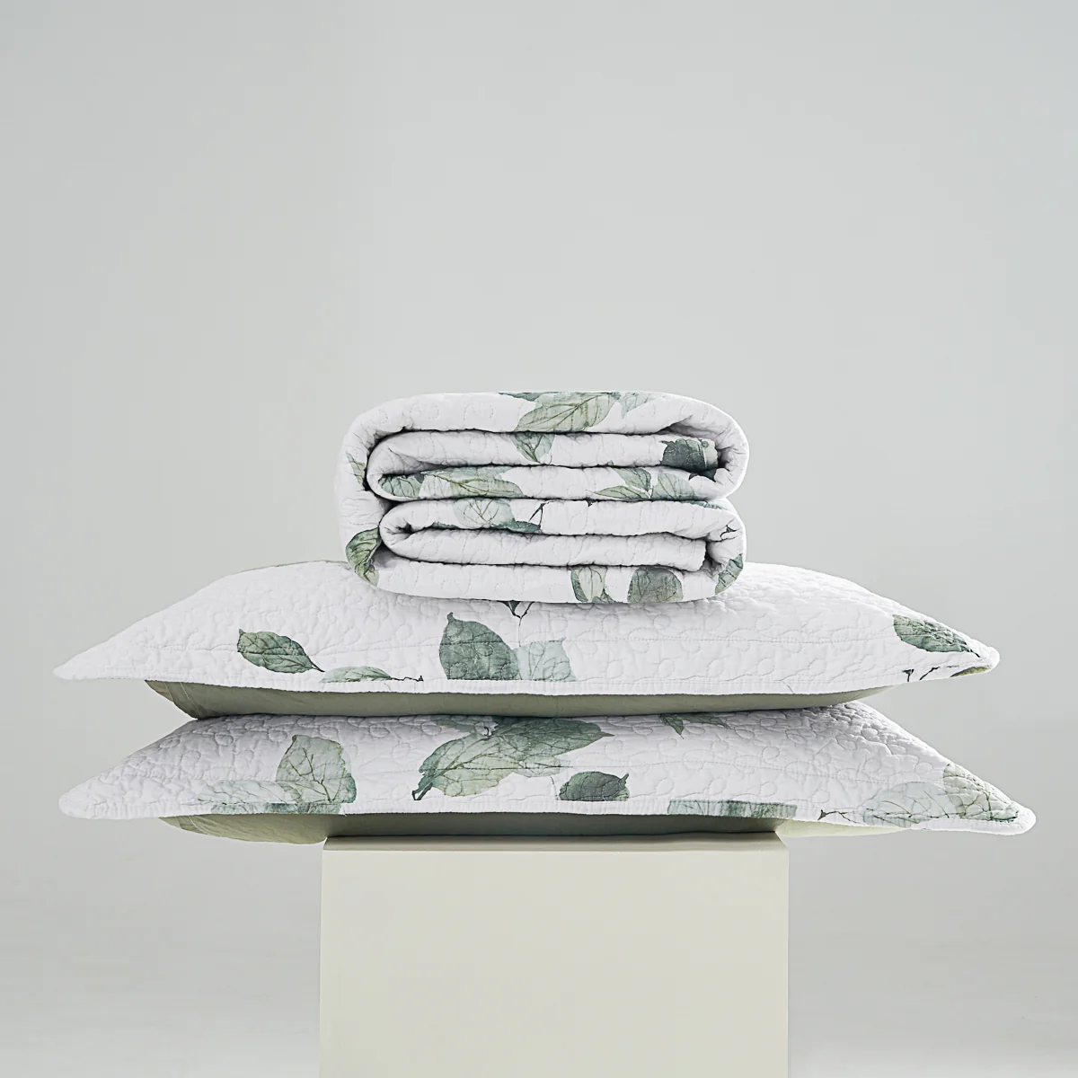 Kaman Floral Cotton Quilt Set - Image 4