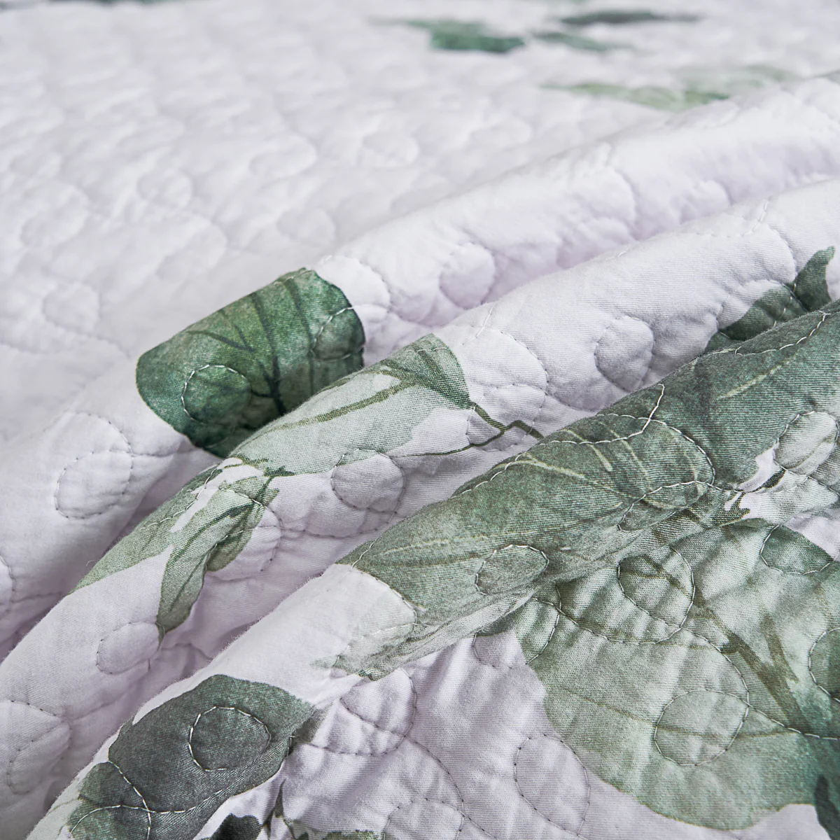 Kaman Floral Cotton Quilt Set - Image 9