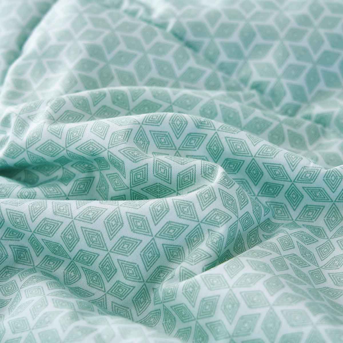 Lambda-Milky Green Pattern Cotton All Season Comforter - Image 7