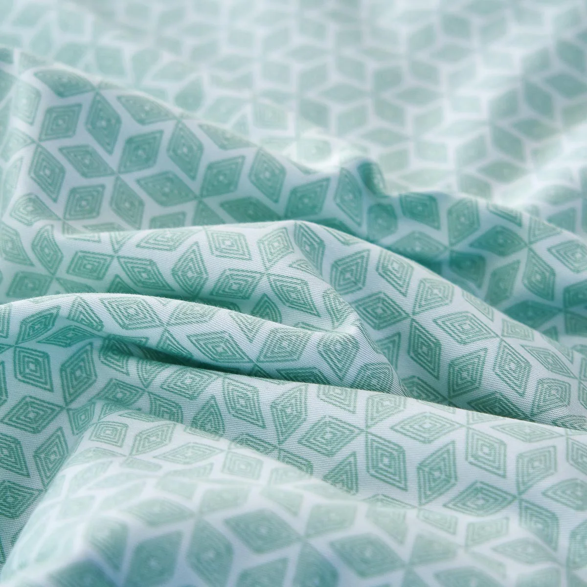 Lambda Milky Green Pattern Cotton Light Comforter - Image 6
