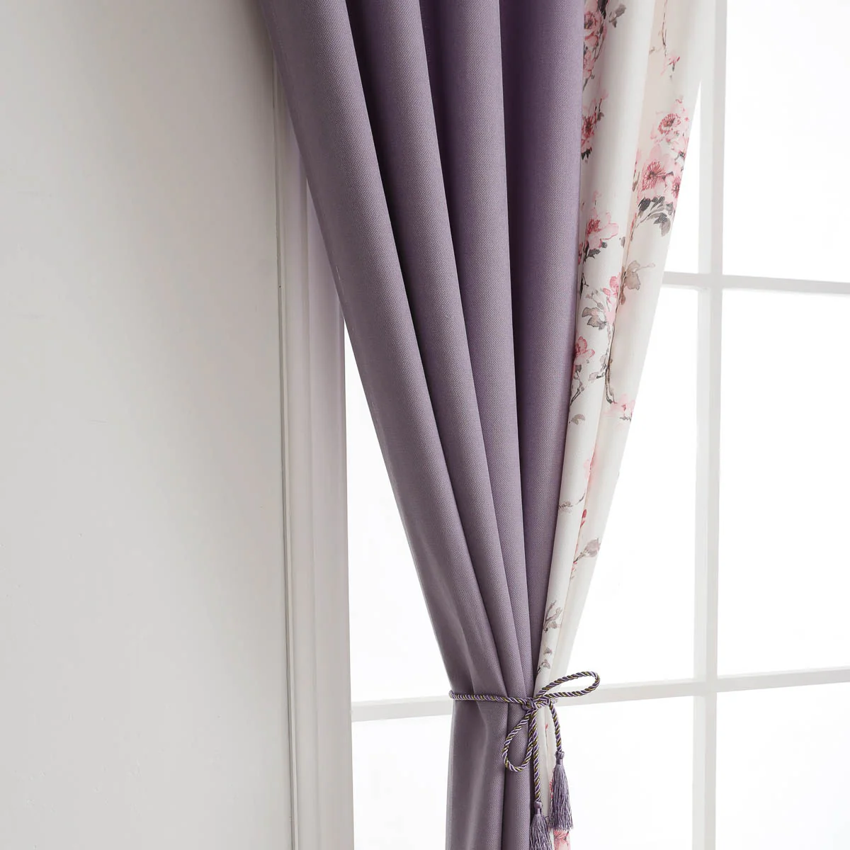 Lilac Land Floral Curtain - Image 4