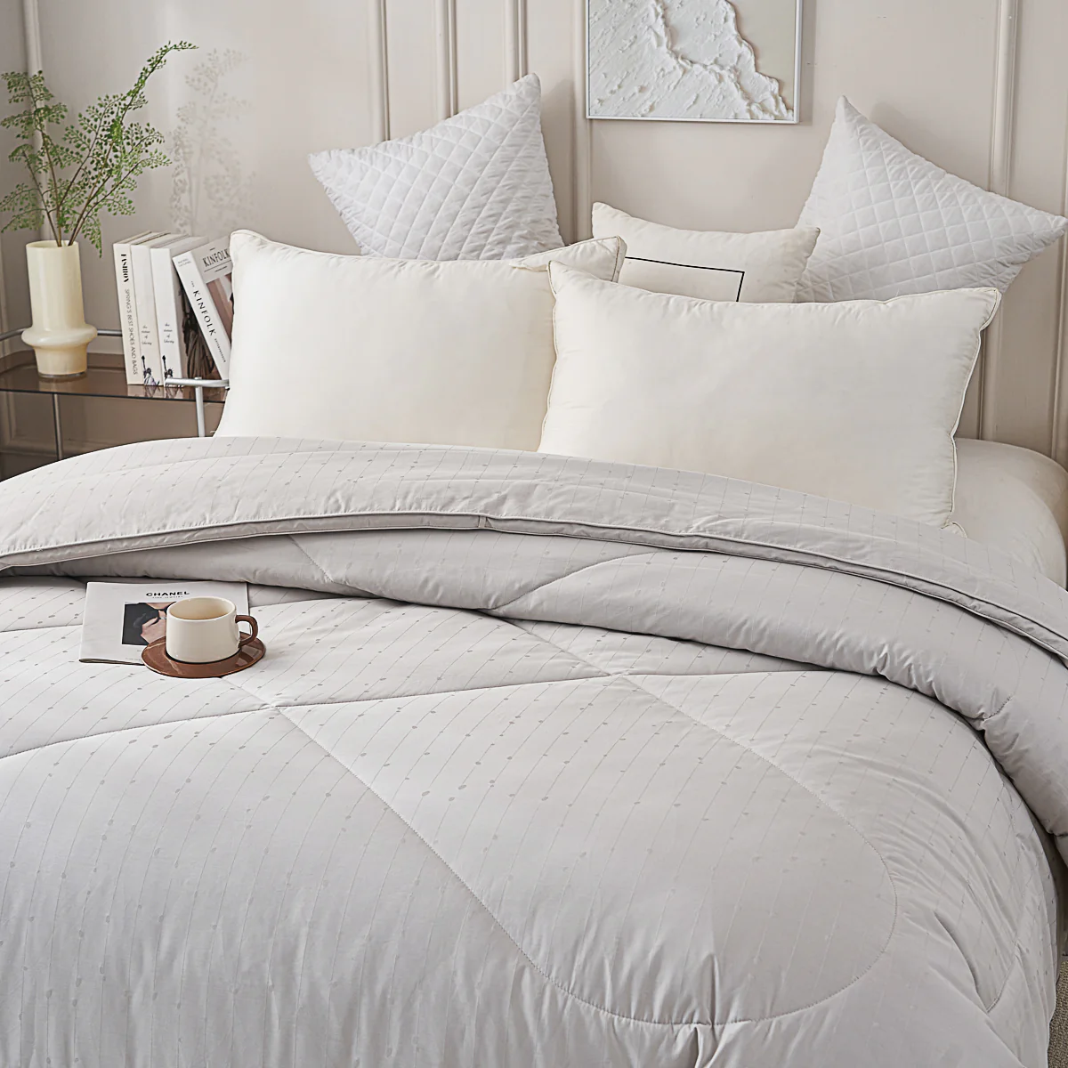 Natural Bamboo Charcoal All Season Duvet Insert - Image 6