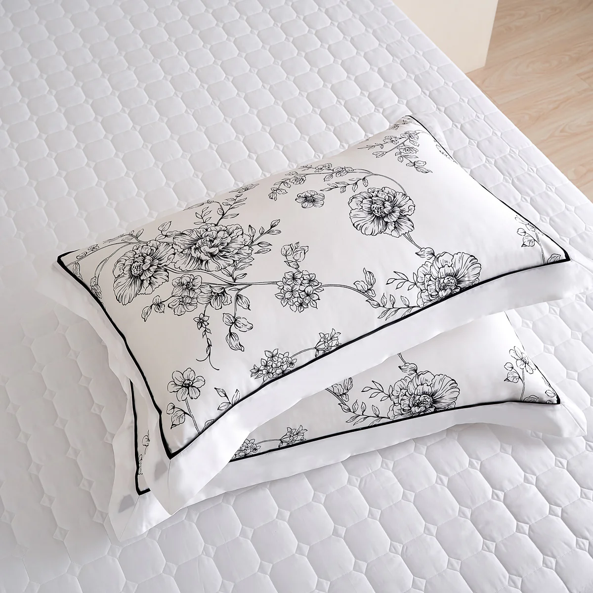 Peony Floral Premium Cotton Bedspread Set - Image 13