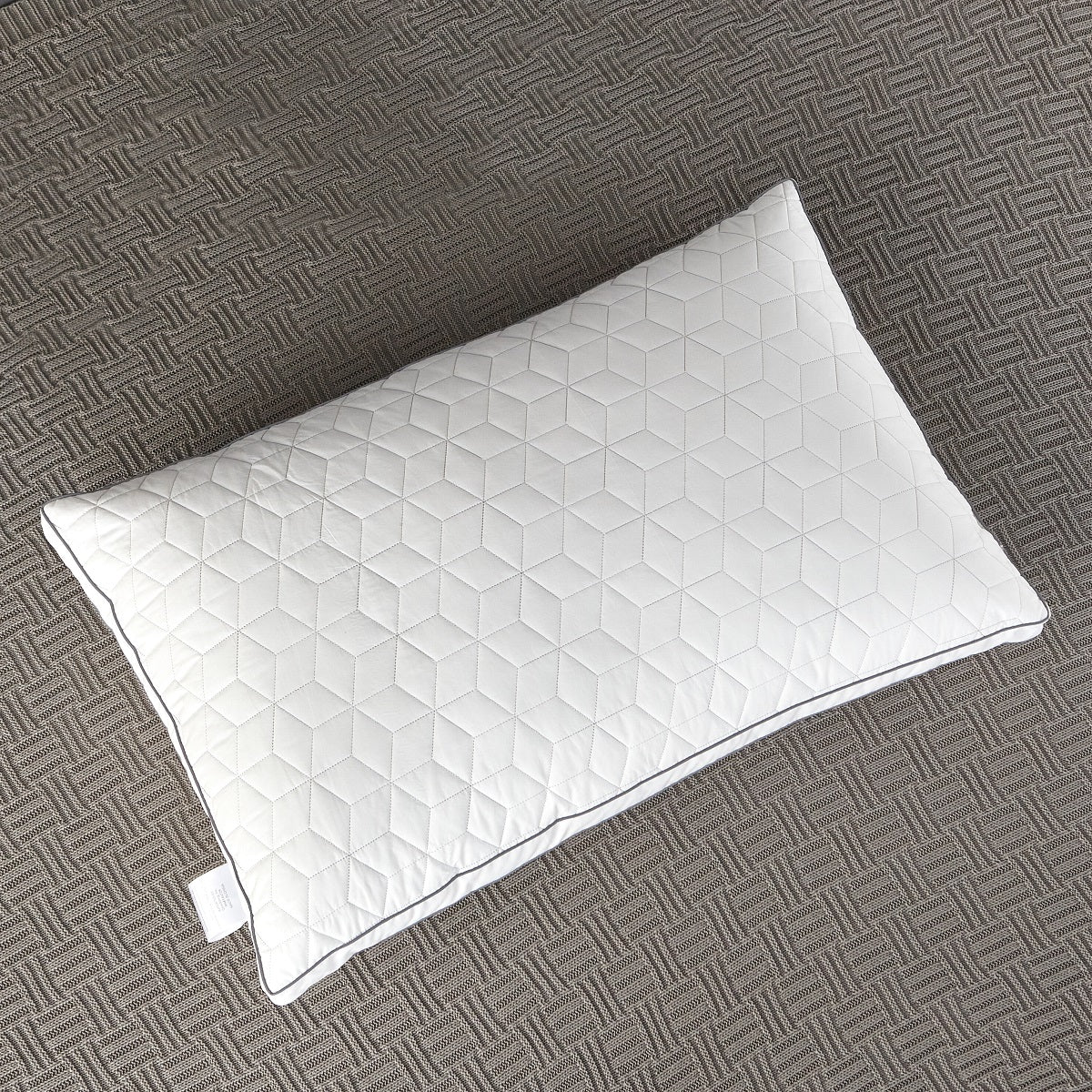 Hypoallergenic Down Alternative Pillow - Image 3