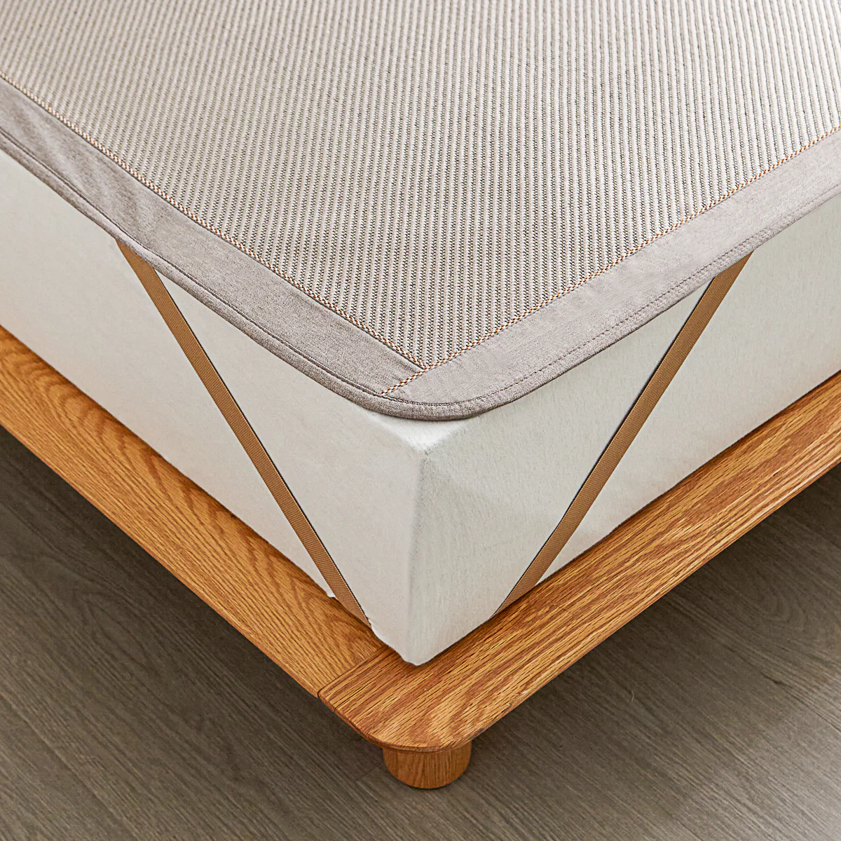 Plaid Bing Si Rattan Mattress Topper Set - Image 4