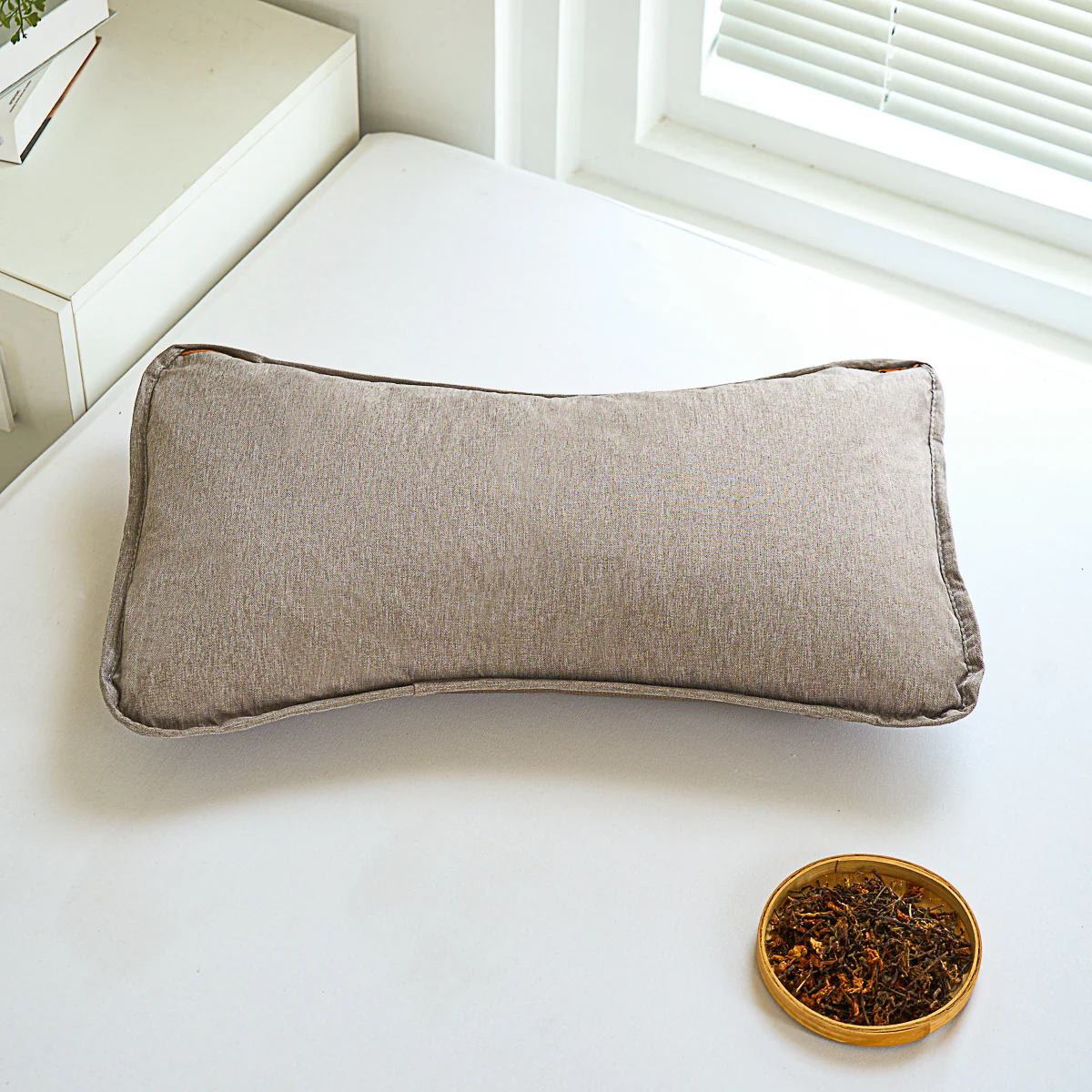 Plaid Bing Si Rattan Tea Stem Pillow - Image 9
