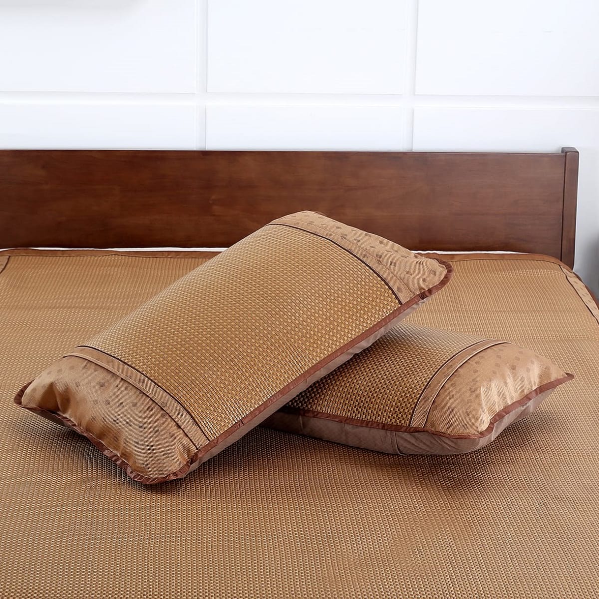 Plaid Bing Si Rattan Mattress Topper Set - Image 9