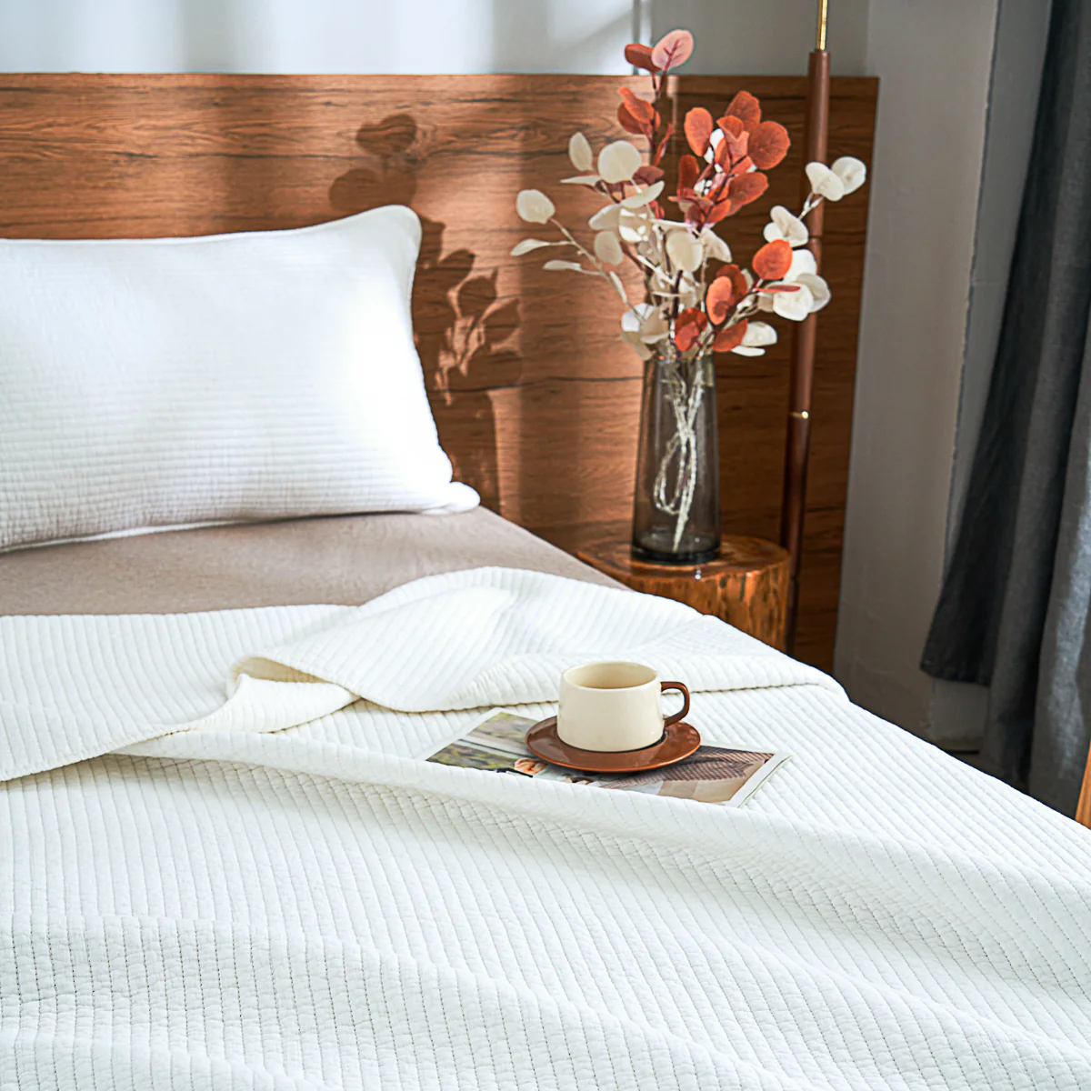 Snow White Solid Color Cotton Quilt Set - Image 9